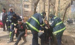 Tahran'da acil durum üssü hava saldırısına hedef oldu