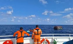 Li Endonezyayê keştiyek binav bû: 27 kes winda ne