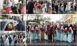 Li Êlihê bi bêhna gulan gel dawetî bernameya Mewlûda Nebî hat kirin