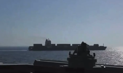 ABD, İran gemisini vurdu: Ateşkes fiilen çöktü