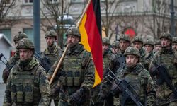 Almanya'da askerlik reformu: Uzun süreli yurt dışı kalışlara onay zorunluluğu