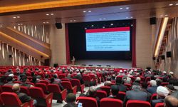 Batman İl Müftülüğü’nden Personeline "Bağımlılıkla Mücadele" Semineri