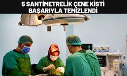 Batman’da 5 Santimetrelik Çene Kisti Başarıyla Temizlendi