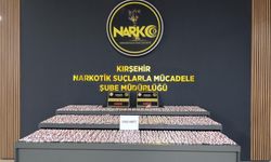 Durdurulan araçta çok sayıda sentetik hap ele geçirildi