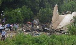 Güney Sudan'da yolcu uçağı düştü: 14 ölü