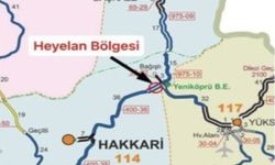 Hakkari-Van kara yolu heyelan nedeniyle geçici olarak ulaşıma kapatıldı