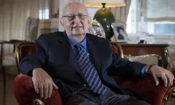 Hüsamettin Cindoruk Hayatını Kaybetti! Hüsamettin Cindoruk Kimdir, Hayatı ve Siyasi Kariyeri