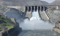 Ilısu Barajı'nda su seviyesinin yükselmesi nedeniyle kontrollü tahliye başladı