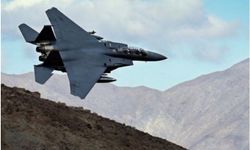 İran, kayıp pilotu arayan ABD'nin bir savaş uçağını daha düşürdü