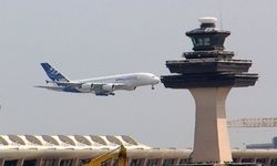 İran'da uluslararası uçuşlar yeniden başladı