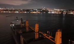İstanbul Boğazı'nda gemi trafiği çift yönlü askıya alındı