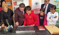 Köy Öğrencilerinden Ebru Etkinliği