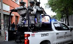 Meksika'da kartel liderinin yakalanmasından sonra sokaklar karıştı