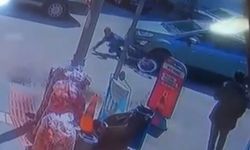 Otomobilin Altında 10 Metre Sürüklendi!