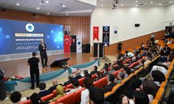 Vali Canalp: “Yapay Zekâ Çağın En Belirleyici Gücü”