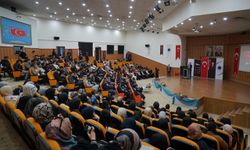 Aksoy’dan Batman Üniversitesi’nde “Küresel ve Kültürel İktidar” Mesajı