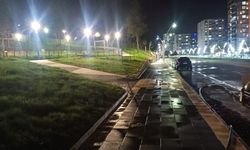 Yaşar Kemal Kent Parkı’nda Bahar Temizliği: Kaldırımlar Pırıl Pırıl Oldu