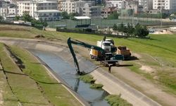 Batman’da Kanal Temizliği: 10 Kilometrelik Hat Atıklardan Arındırılıyor