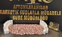 Durdurulan otomobilde 2 bin 167 sentetik hap ele geçirildi