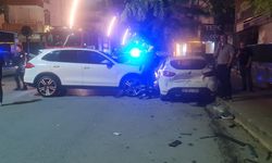 Gap Mahallesi Kafeler Sokağı’nda Maddi Hasarlı Kaza