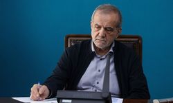 İran Cumhurbaşkanı uluslararası internet erişiminin yeniden açılması emrini verdi
