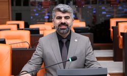 Milletvekili Dinç, TBMM'de Sumud aktivisti Tiago'nun kızına yazdığı mektubu okudu