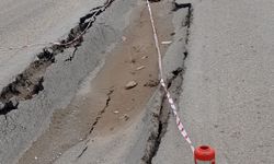 Asya Caddesi’nde Tehlikeli Göçük