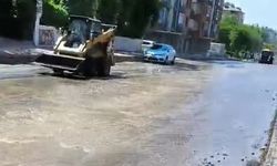 Ana Su Borusu Patladı: Barış Bulvarı Nehre Döndü!