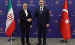 Dışişleri Bakanı Fidan, İranlı mevkidaşı Arakçi ile görüştü