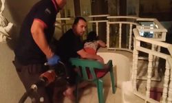 Kültür Mahallesi'nde Balkon Demirine Sıkışan Çocuk Kurtarıldı!