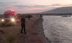 SON DAKİKA: Samanyolu Mevkiinde Suda Mahsur Kalan Vatandaşlar Kurtarıldı!