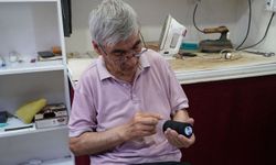 60 yıldır sabırla terzilik yapıyor