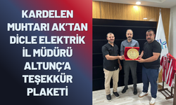 Kardelen Muhtarı Ak’tan Dicle Elektrik İl Müdürü Altunç’a Teşekkür Plaketi