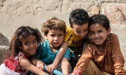 Li Yemenê, ji ber şer zêdetirî 137.000 zarok ji dibistanê bêpar mane