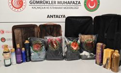 Antalya Havalimanı'nda 18 kilo 921 gram likit metamfetamin ele geçirildi