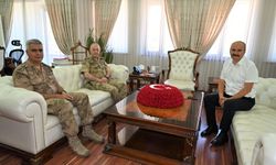 Korgeneral Yusuf Kenan Topçu’dan Vali Canalp’e Ziyaret