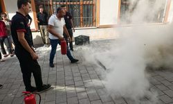 Öğrencilere yangın ve acil durum eğitimi