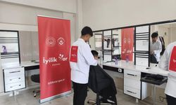 Batman’da Öğrencilerden Çocuklara Gönüllü Kuaförlük Hizmeti