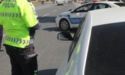 Kayseri'de 17 yaşındaki ehliyetsiz sürücüye 335 bin lira ceza