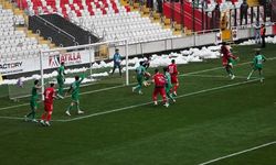 Sakaryaspor - Erzincanspor Maçı Tivibuspor Canlı İzle!