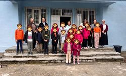 Beşiri’de Yardımsever Gençlerden Öğrencilere Destek