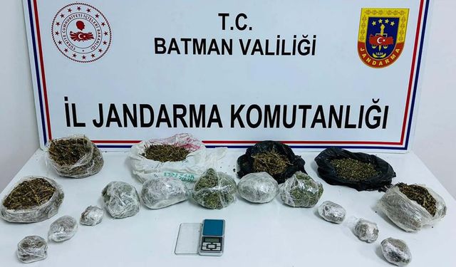 Batman'da uyuşturucu operasyonları: 2 şahıs tutuklandı