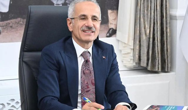 Uraloğlu: 16 yaş altı çocukların sosyal medyaya girmesini istemiyoruz