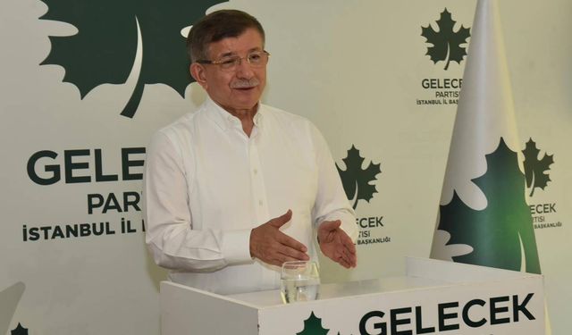 Davutoğlu'ndan, Diyarbakır'daki Kürt meselesi çatıştayına karşı çıkanlara tepki