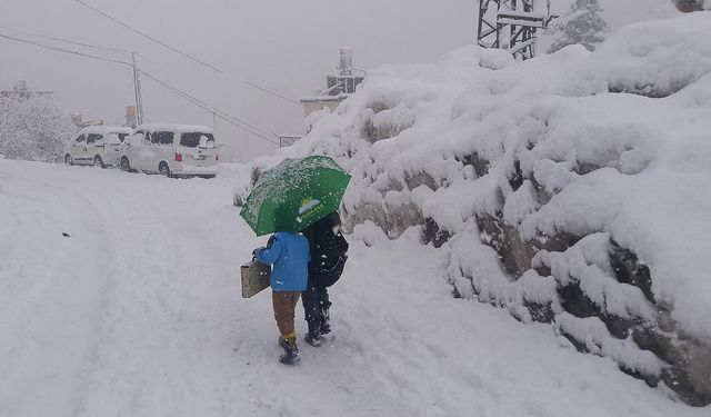 Taşımalı eğitime kar engeli