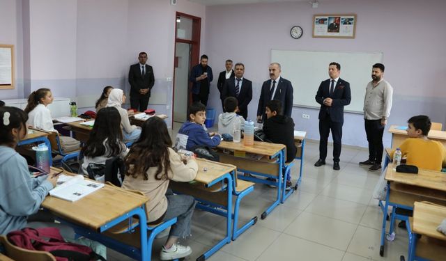 Öğretmenler Ya Branş Değişikliği Yapacak Ya da Başka İlçeye Gidecek