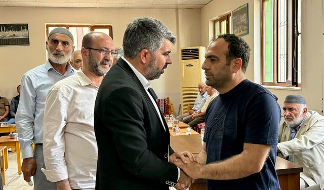 HÜDA PAR Milletvekili Dinç, yangında hayatlarını kaybeden Çavdar ailesinin taziyesine katıldı