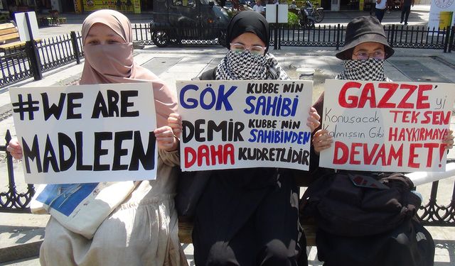 İmam hatipli öğrencilerden Gazze için sessiz eylem