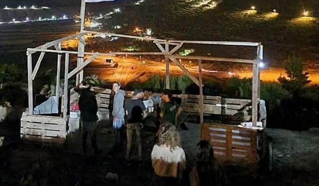 Yahudi çeteler, Ramallah’ın kuzeyinde kaçak yerleşim birimini yeniden kurdu
