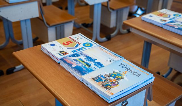 12 Yıllık Kesintisiz Eğitim: Faydalı mı Zararlı mı?